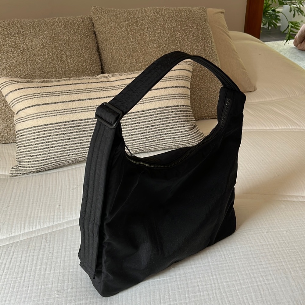 BAGGU - Nylon Shoulder Bag